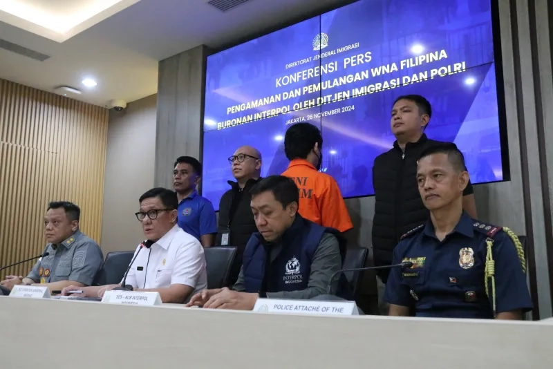Konferensi Pers DPO Filipina
